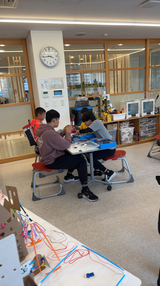 Students working together